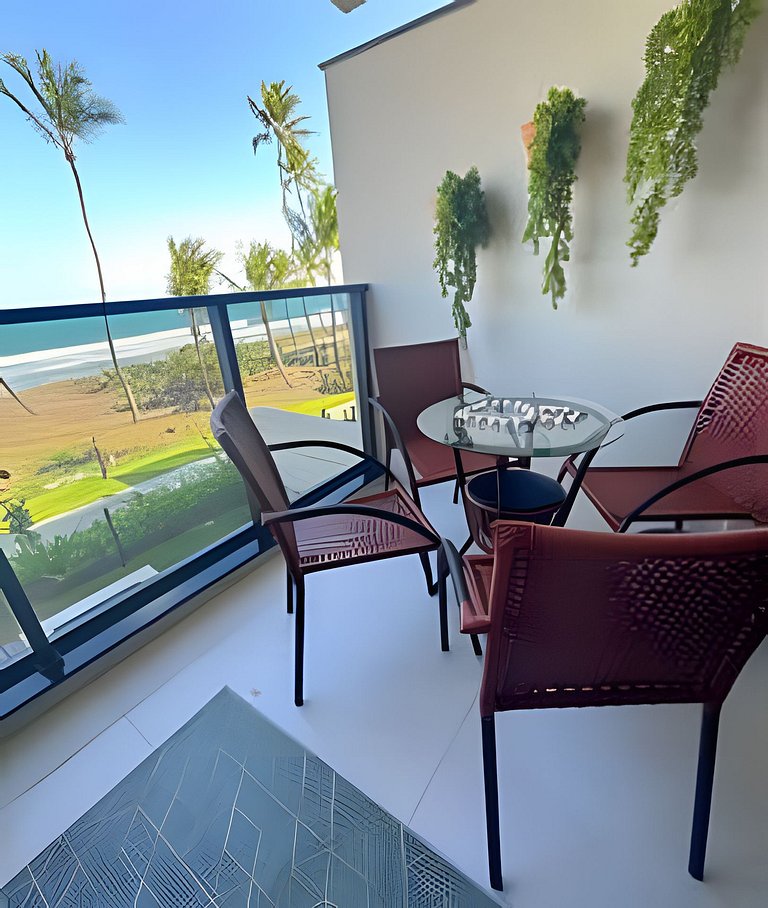 Apartamento beira-mar /resort pé na areia