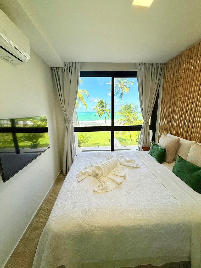Apartamento beira-mar /resort pé na areia