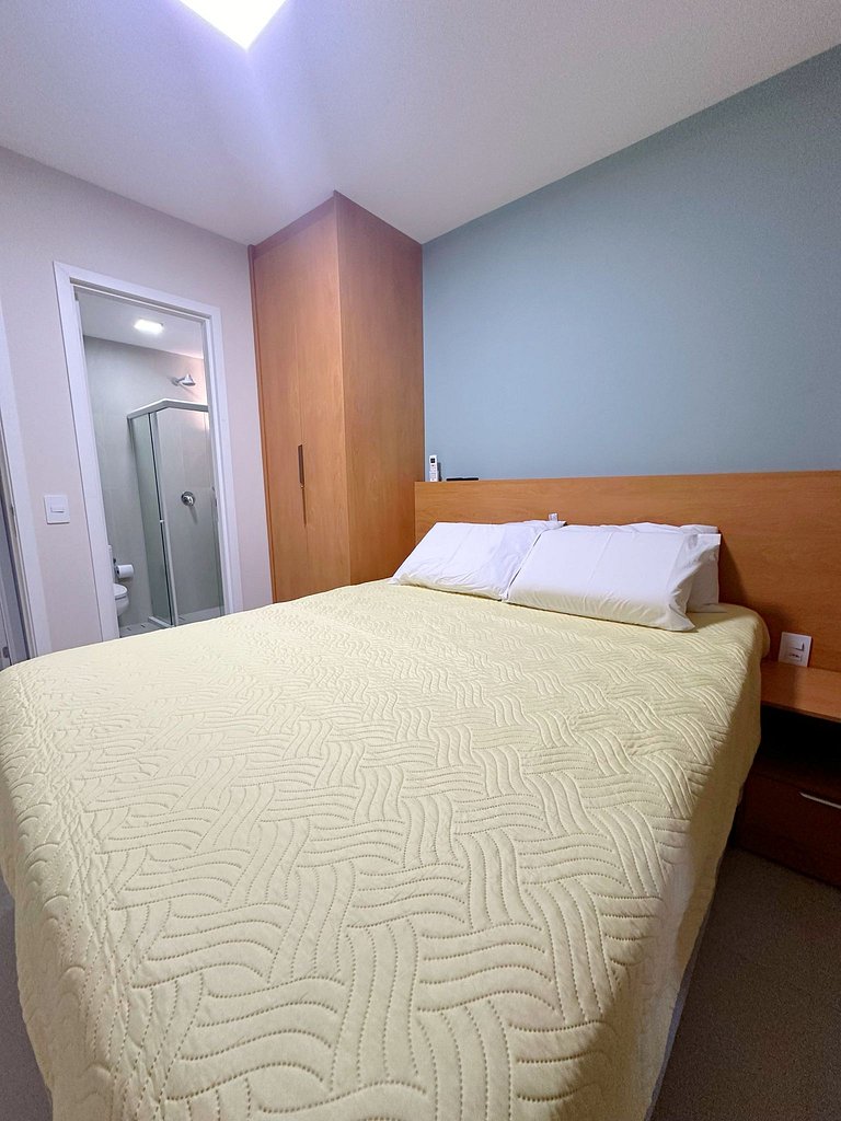 Ap 2 quartos resort beira-mar